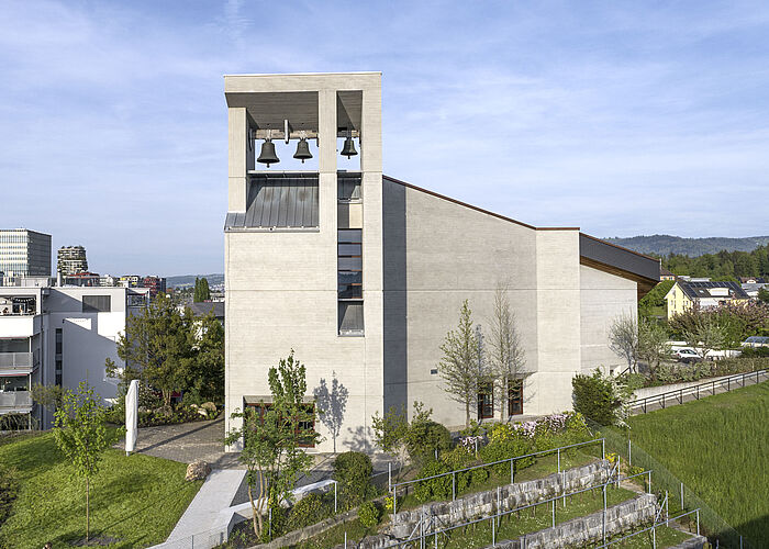 Unsere Kirche ist ein ikonischer Bau aus den 1960er Jahren