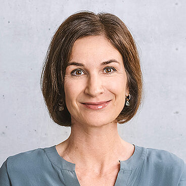 Dr. iur. Cornelia Hotz